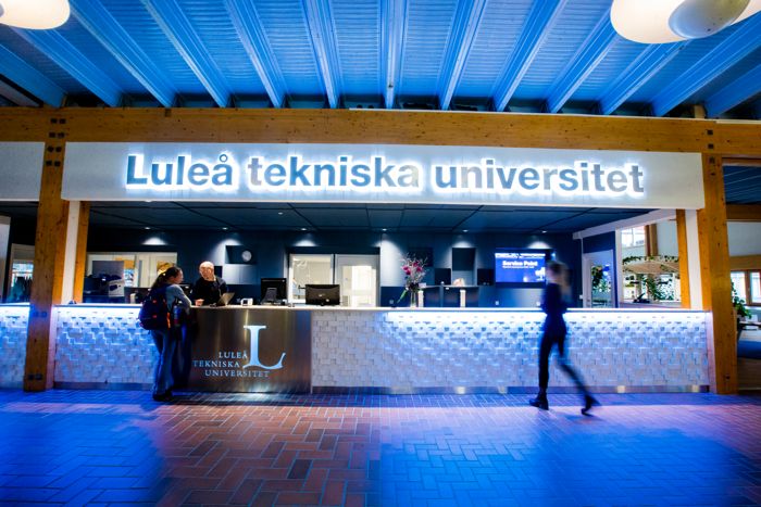 Vi hjälper dig med dina frågor